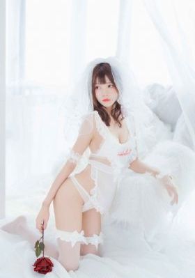 我家女友可不止可爱呢