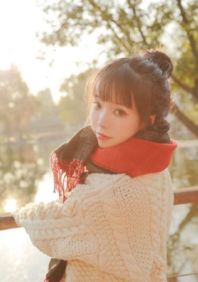 亚洲人妖女同在线播放