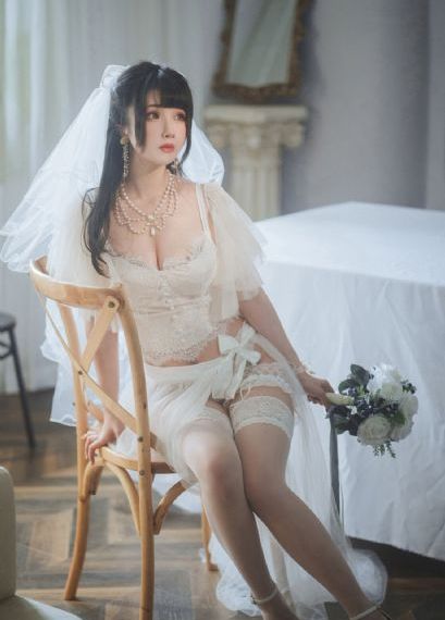 免费看强伦视频