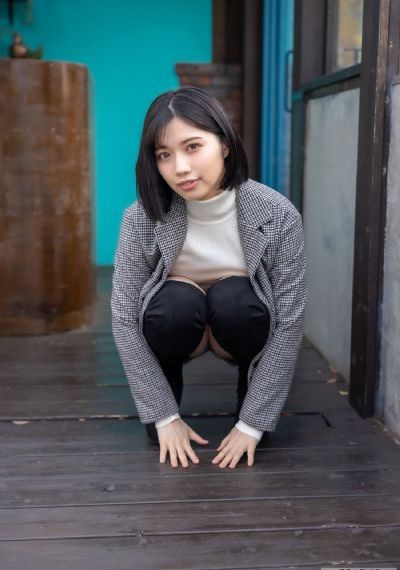 美女脱得一光二净无内衣内裤