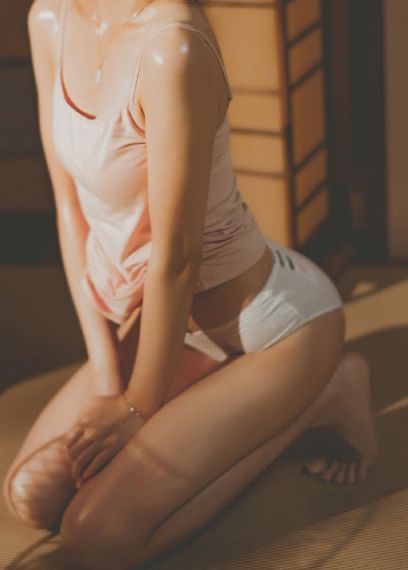 《他在逆光中告白》电视剧